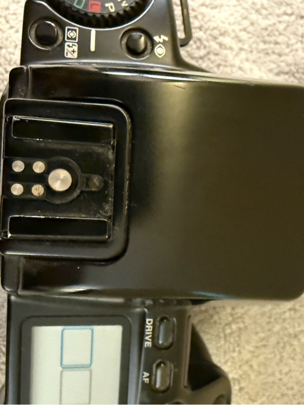 Canon EOS Elan 35-80mm Camera in Black - Picture 5 of 11